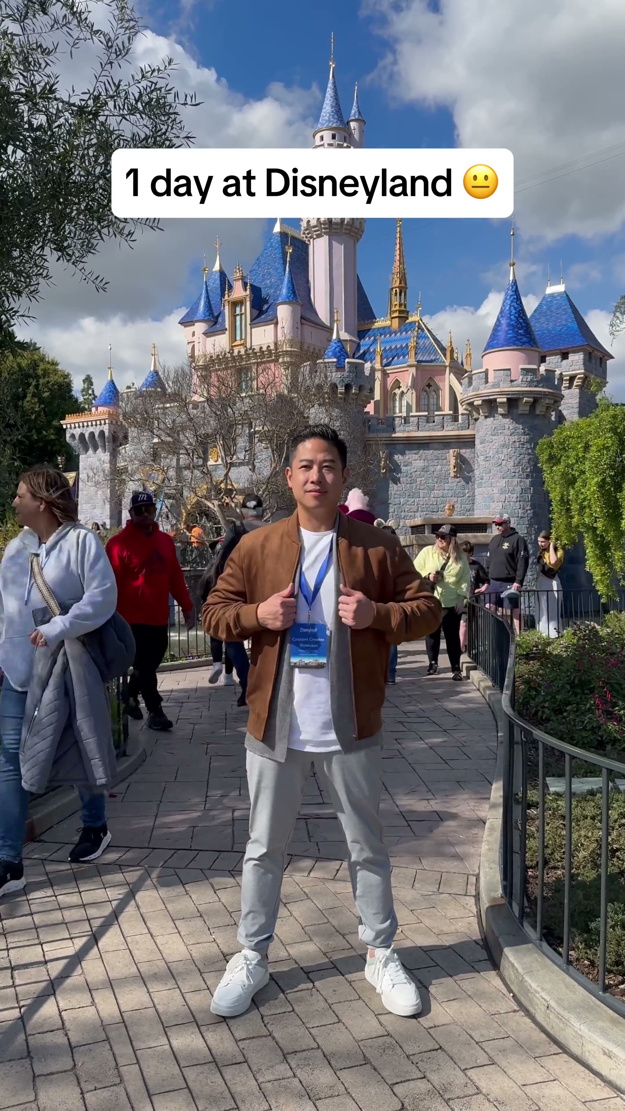 Day Progression at Disneyland.mp4