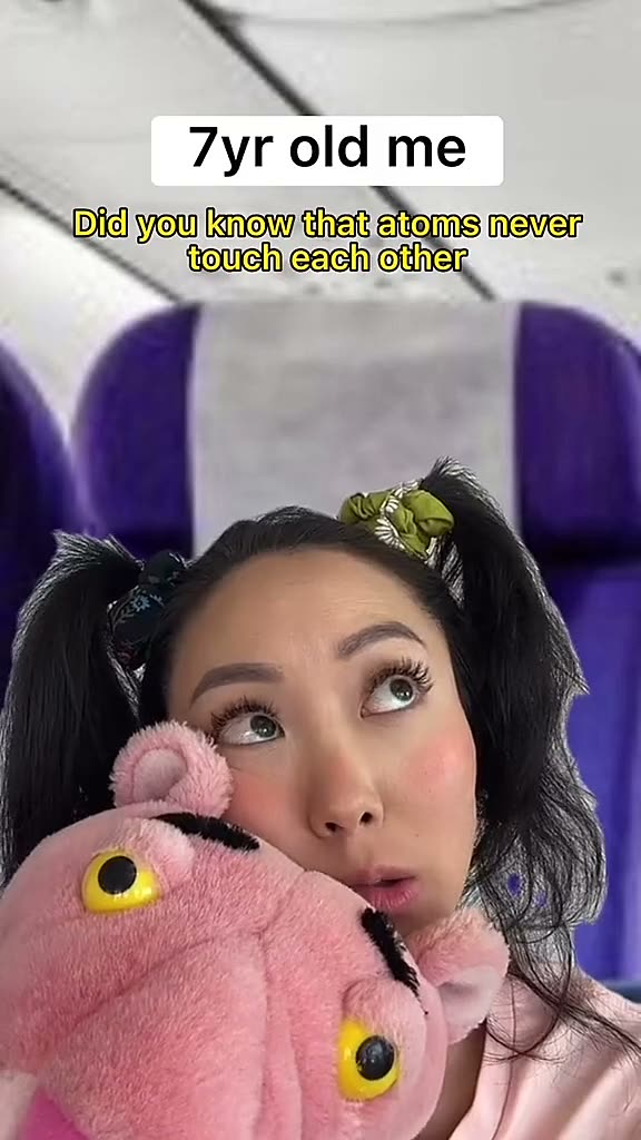 Mini Jeenie and Korean mom - did you know that atoms never touch.mp4