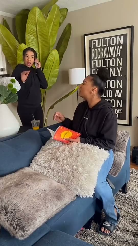 Jeenie asking Korean mom if she should go out.mp4