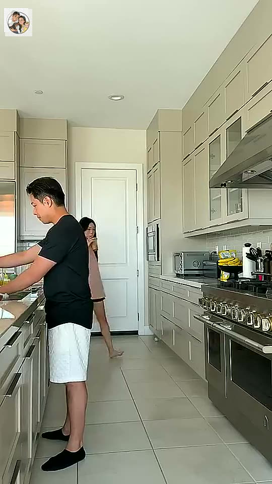 Some food for thought couple comedy marriage.mp4